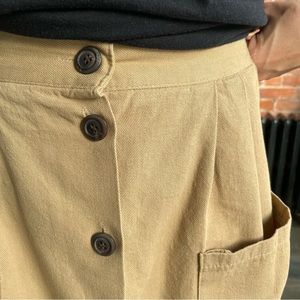 XS Oak and Fort khaki mid length skirt with pockets